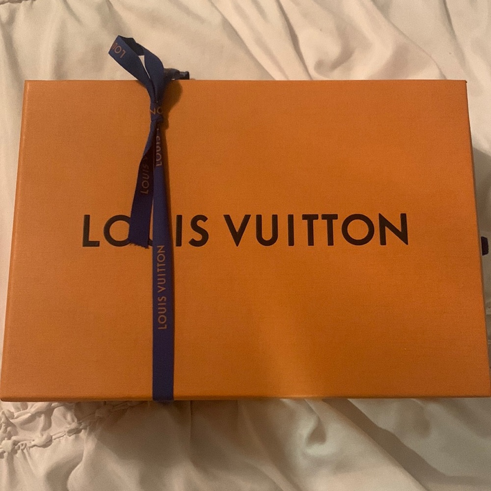 Authentic Louis Vuitton Shoe Box and 2 Shoe Duster Bags
